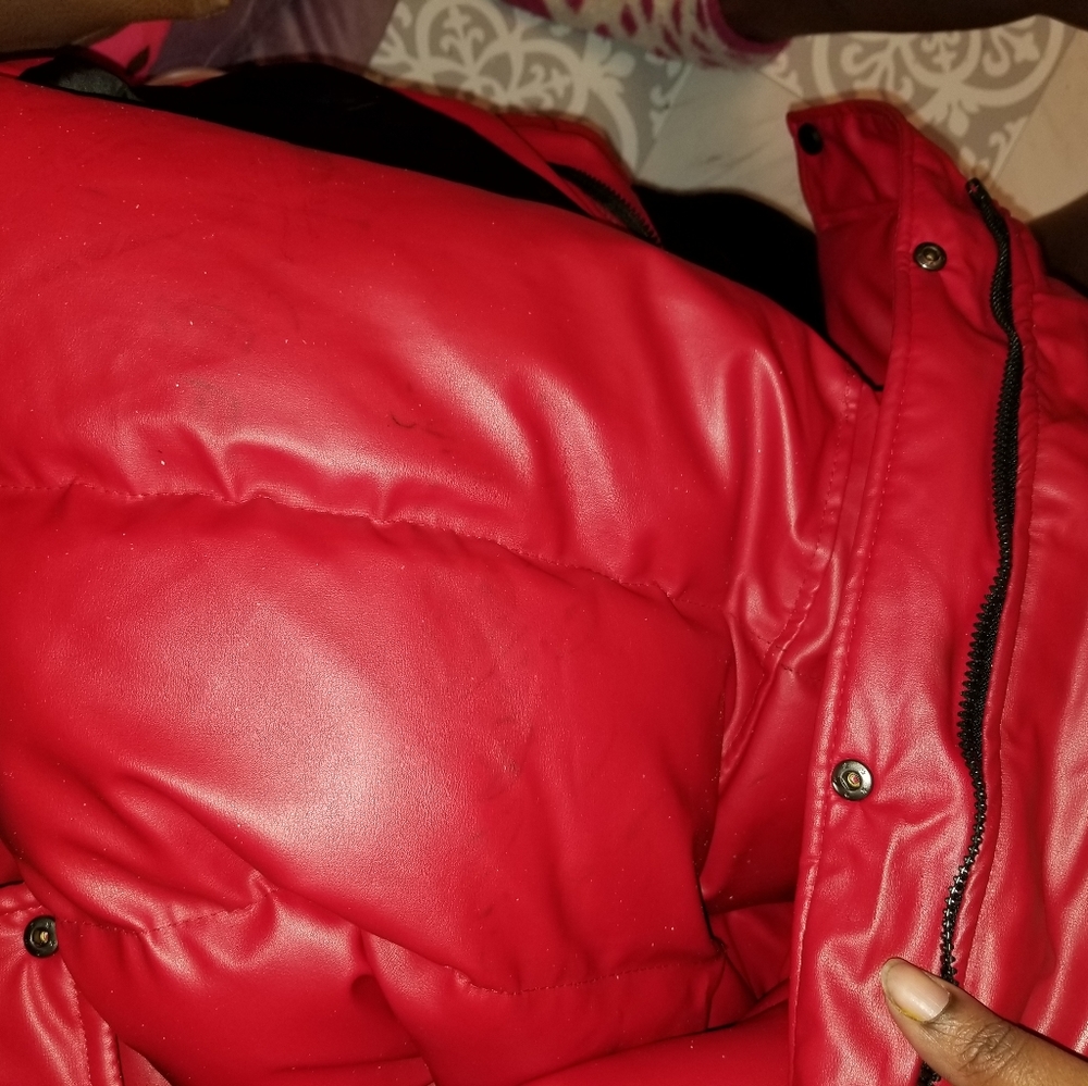 Red Coat - Picture 9 of 10